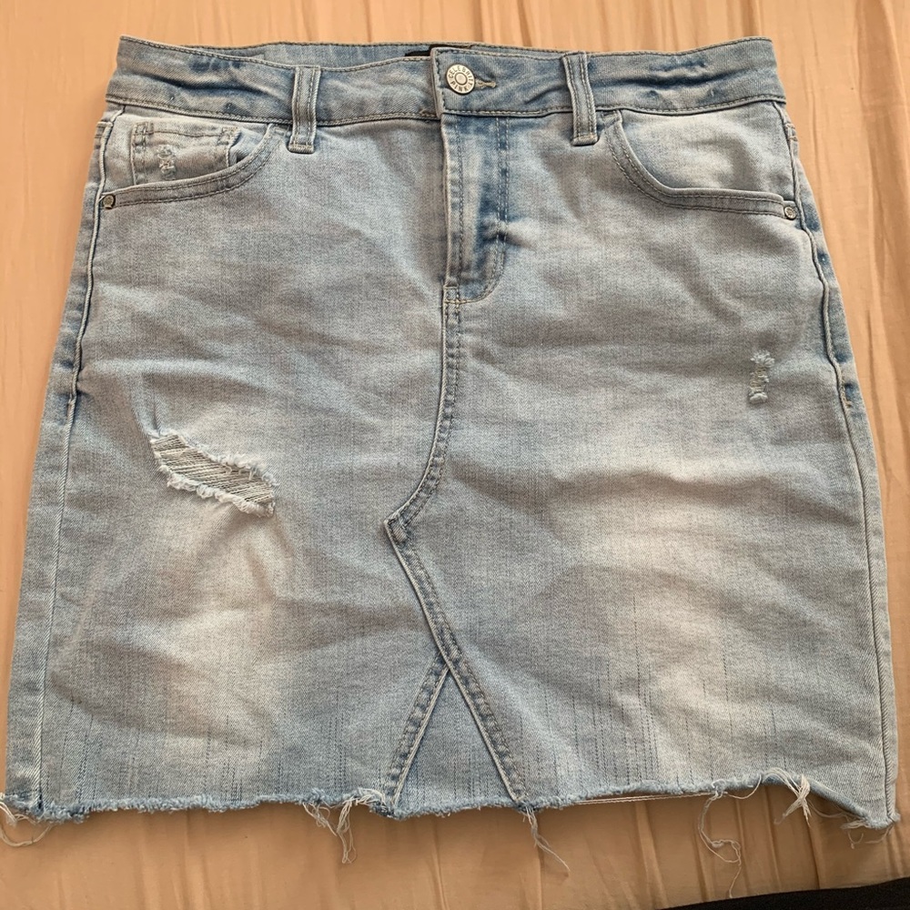 Denim skirt